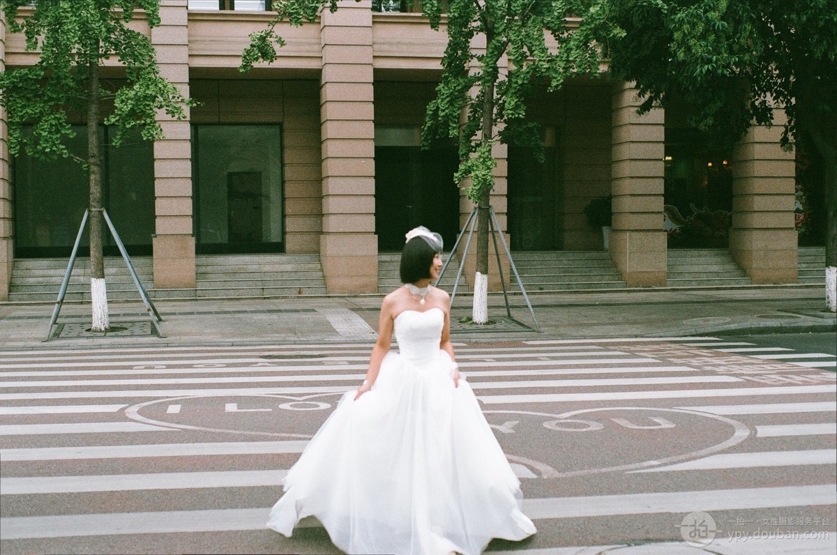 单人婚纱照图片_单人婚纱照图片高清