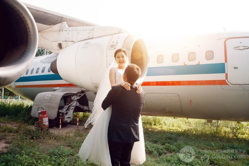 飞机婚纱照_婚纱照图片唯美